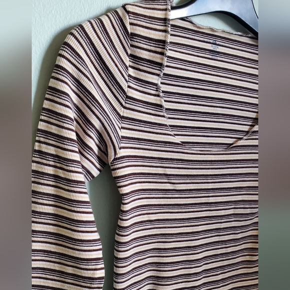 Brandy Melville 4-Piece Long Sleeve Shirt Bundle - Picture 3 of 16